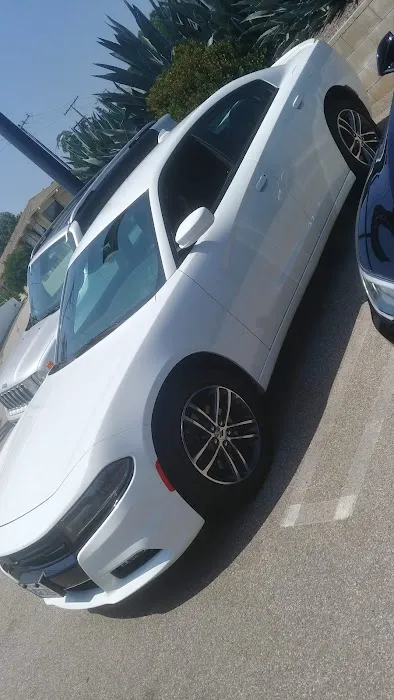 Enterprise Rent-A-Car Picture 2