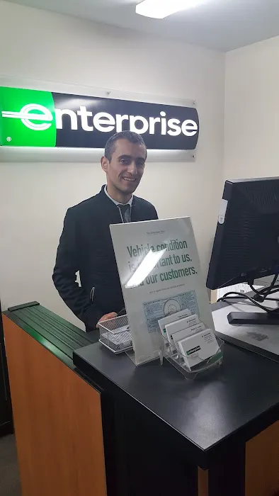 Enterprise Rent-A-Car Picture 3