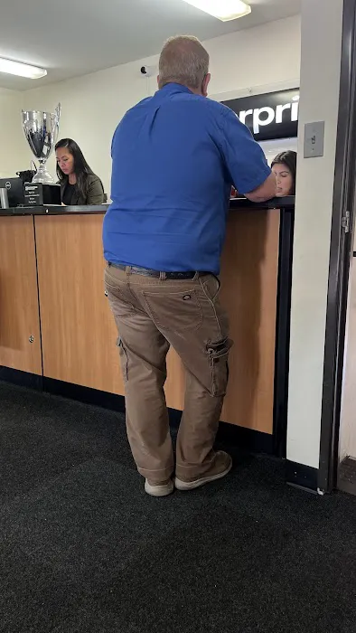 Enterprise Rent-A-Car Picture 6