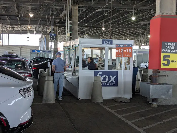 Fox Rent A Car Burbank Picture 7