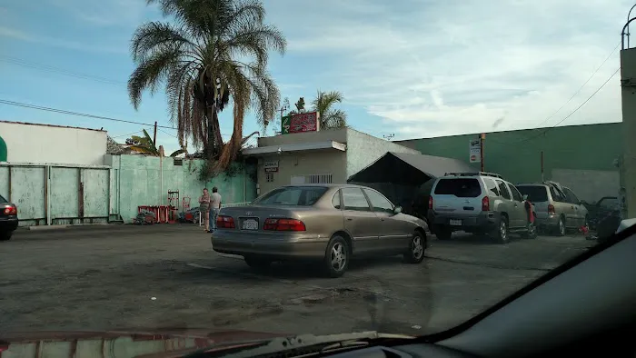 Costless Car Rental (NORTH HOLLYWOOD) Picture 5