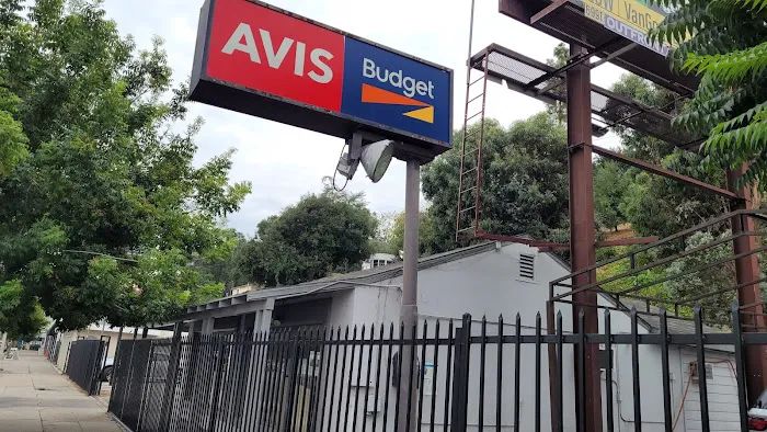 Avis Car Rental Picture 3