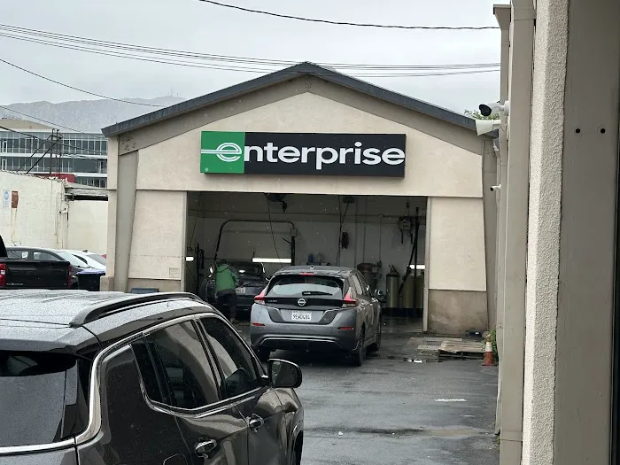 Enterprise Rent-A-Car Picture 7