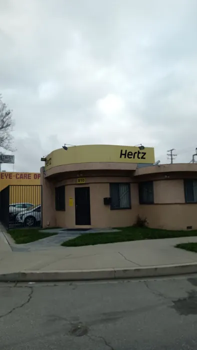 Hertz Car Rental - Burbank - South Victory Boulevard Picture 9