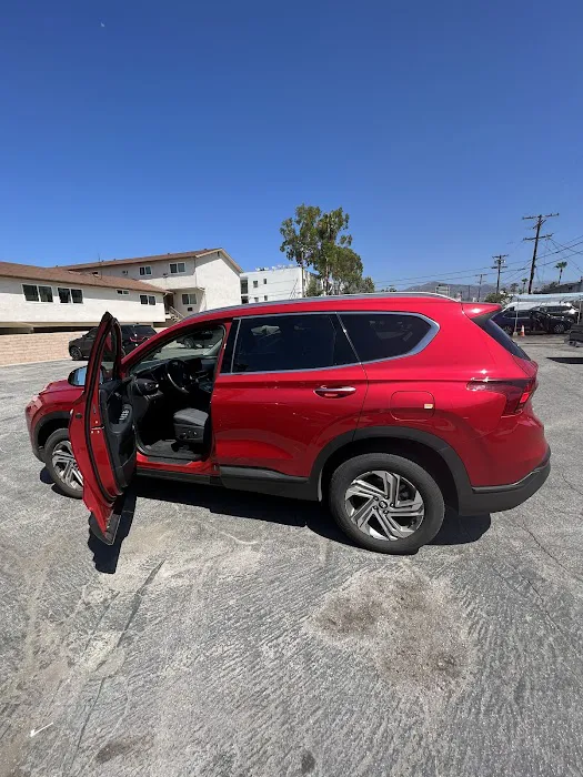 Avis Car Rental Picture 2