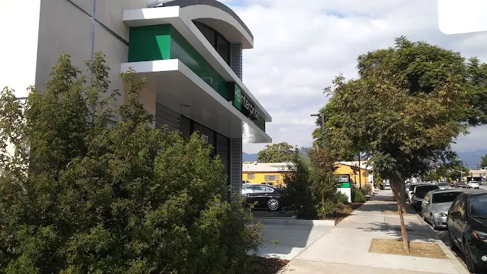 Enterprise Rent-A-Car Picture 4