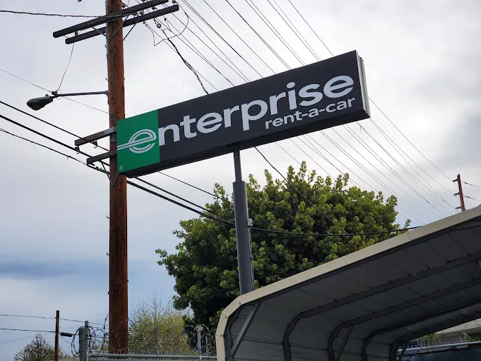 Enterprise Rent-A-Car Picture 7
