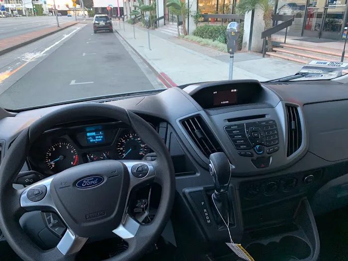 Citi rent car (mid wilshire) / Autobank rent car (Ktown) Picture 1