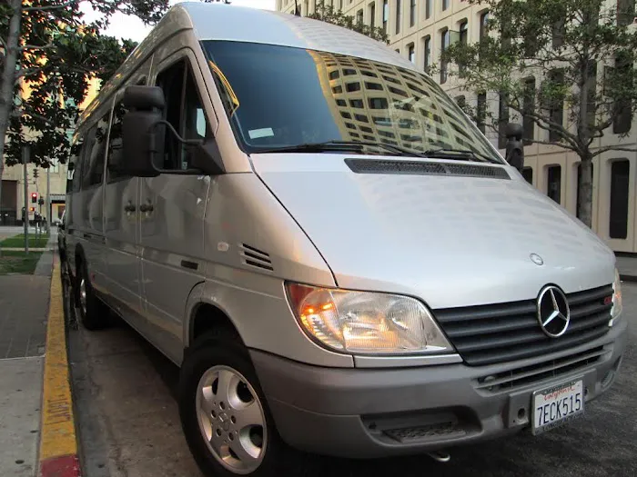 Citi rent car (mid wilshire) / Autobank rent car (Ktown) Picture 9