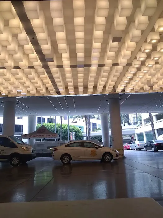 Hertz Car Rental - Los Angeles - Westin Bonaventure Picture 10