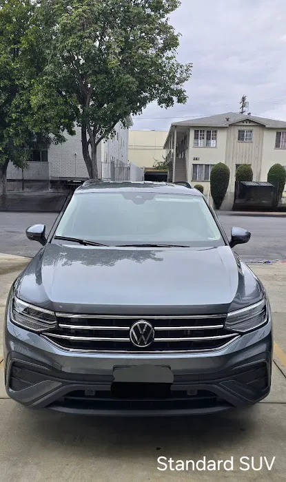 carmore car rental Picture 1
