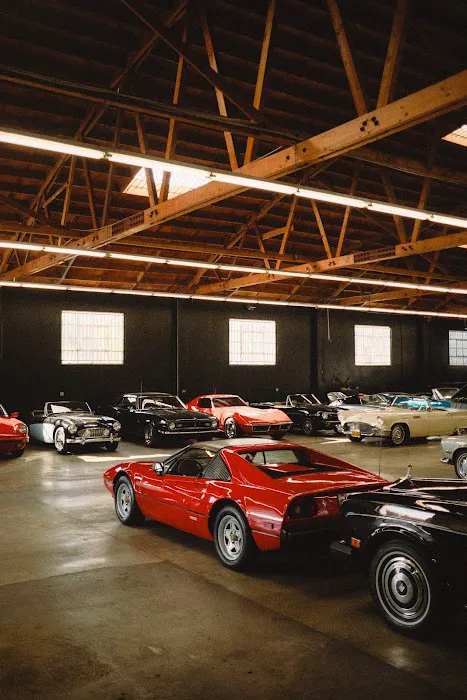 Hollywood Classic Cars Picture 1