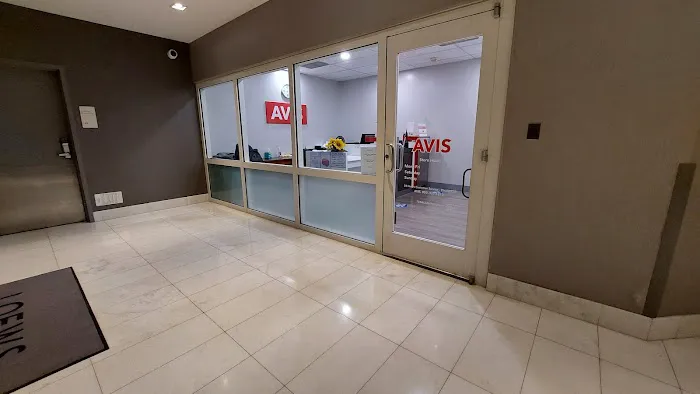 Avis Car Rental Picture 2