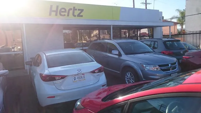 Hertz Car Rental - Los Angeles - Beverlyla Brea Hle Picture 2