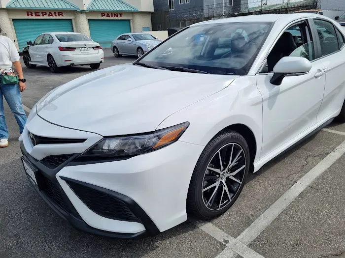 New Ktown Rental Car Picture 9