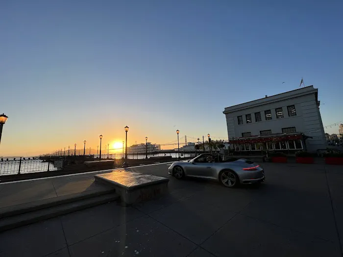 Rent Auto House Picture 4