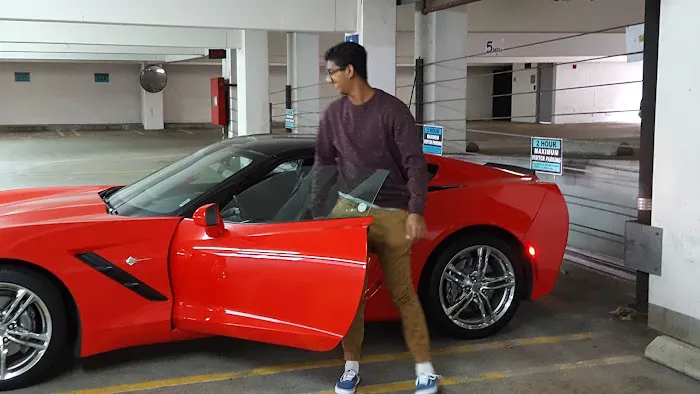 Avis Car Rental Picture 8
