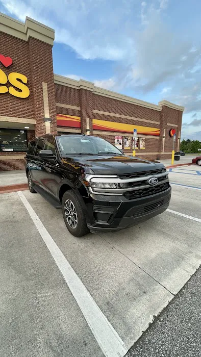 Avis Car Rental Picture 7