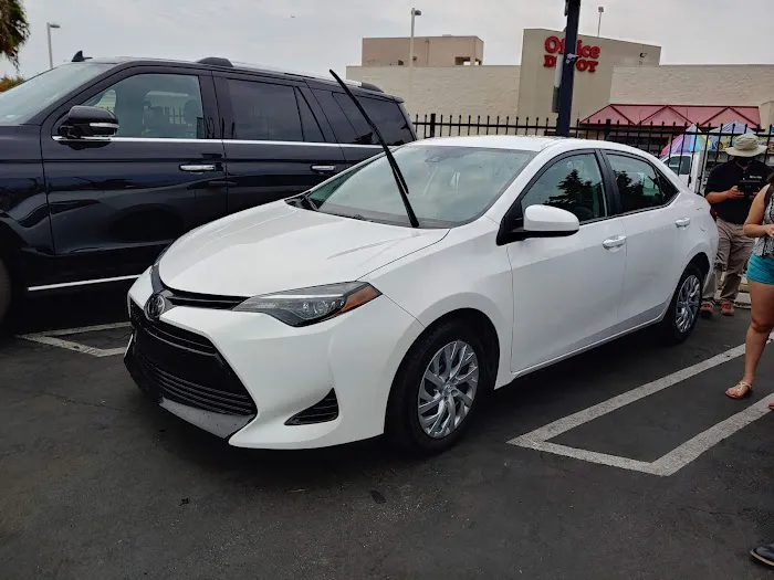 Enterprise Rent-A-Car Picture 5