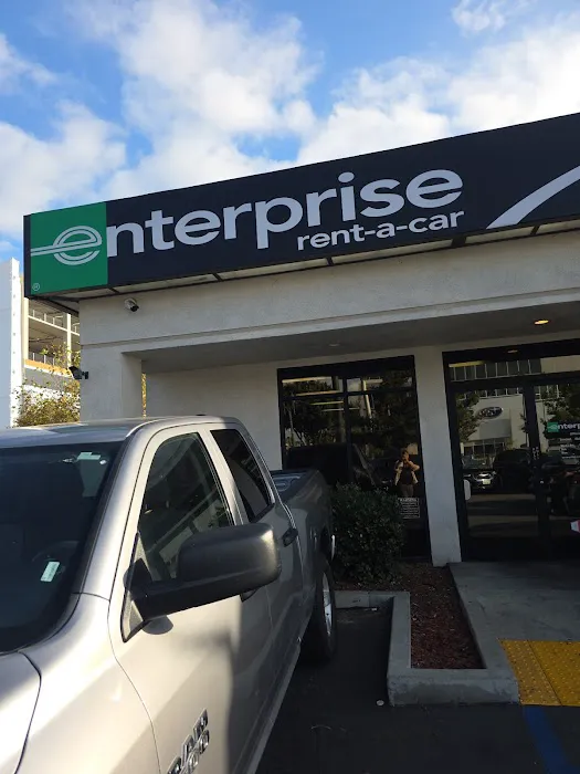 Enterprise Rent-A-Car Picture 3