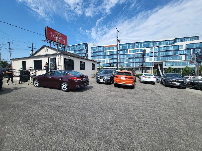 Enterprise Rent-A-Car Picture 4