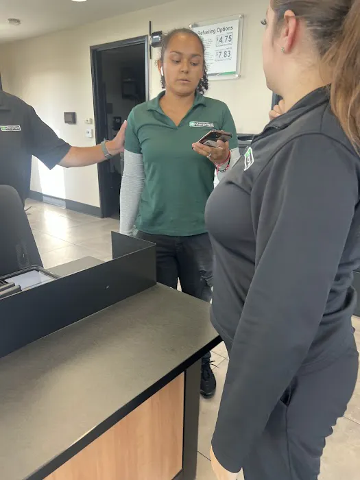 Enterprise Rent-A-Car Picture 4