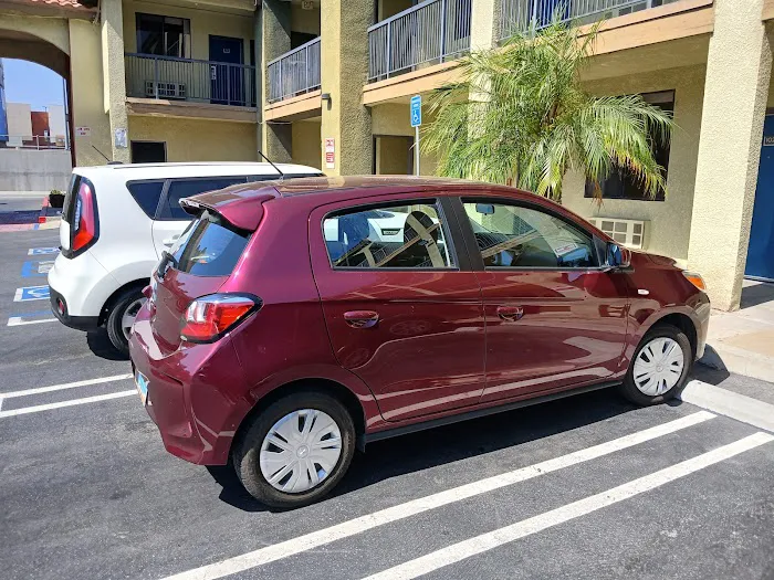 Enterprise Rent-A-Car Picture 7