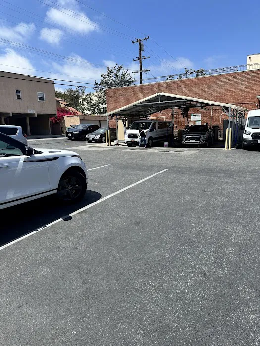 Enterprise Rent-A-Car Picture 3