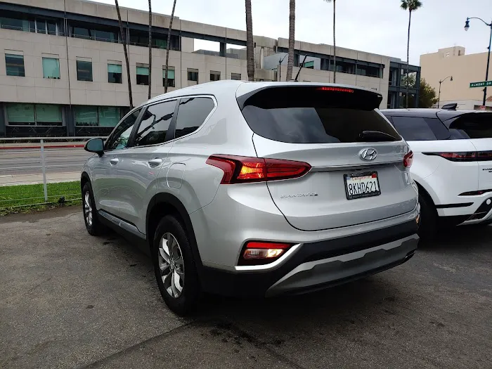 Midway Car Rental Beverly Hills Picture 8