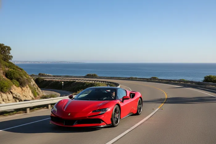 Falcon Car Rental Picture 1