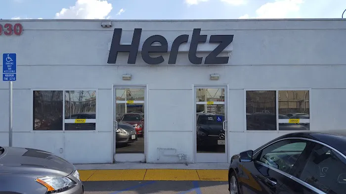 Hertz Car Rental - Los Angeles - Burton House Beverly Hills Picture 2