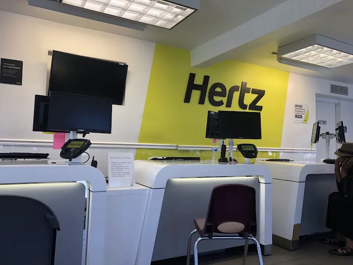 Hertz Car Rental - Los Angeles - Burton House Beverly Hills Picture 4