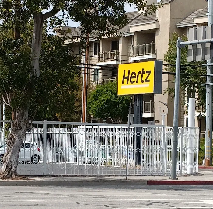 Hertz Car Rental - Los Angeles - Venice Boulevard Picture 2