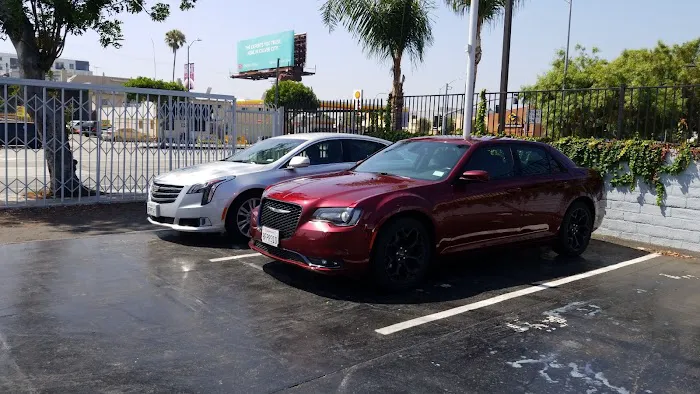 Hertz Car Rental - Los Angeles - Venice Boulevard Picture 7