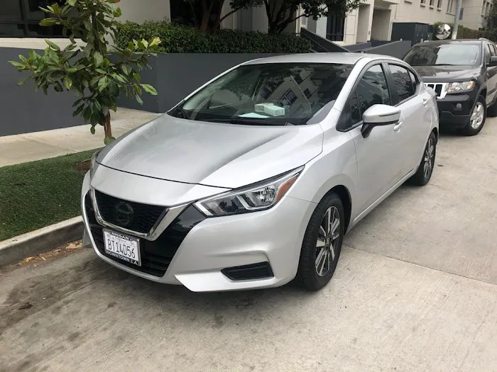 Aydo Car Rental LLC Picture 1