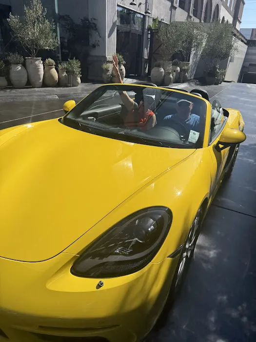 Beverly Hills Car Rental Picture 2