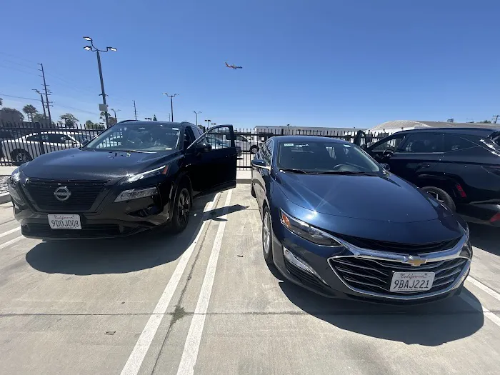 Uber Car Rentals by Hertz Picture 5