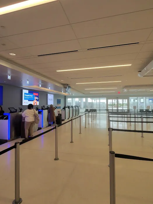 LAX Rental Car Center Picture 8