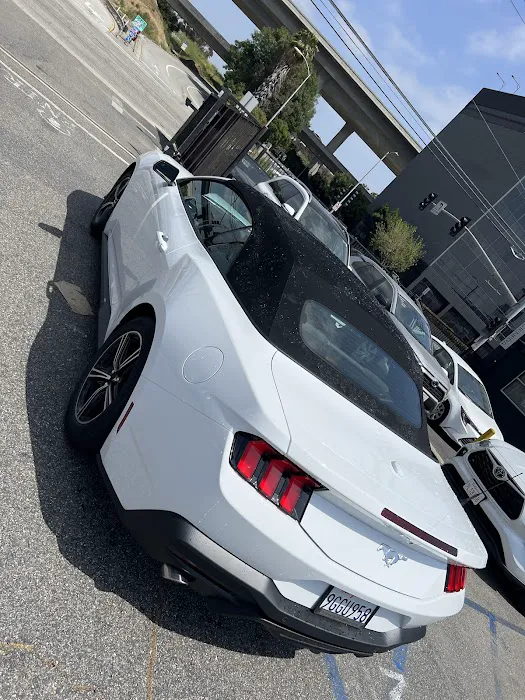Midway Car Rental and Sales El Segundo Picture 6