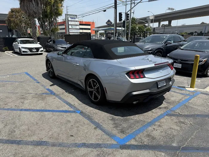 Midway Car Rental and Sales El Segundo Picture 7