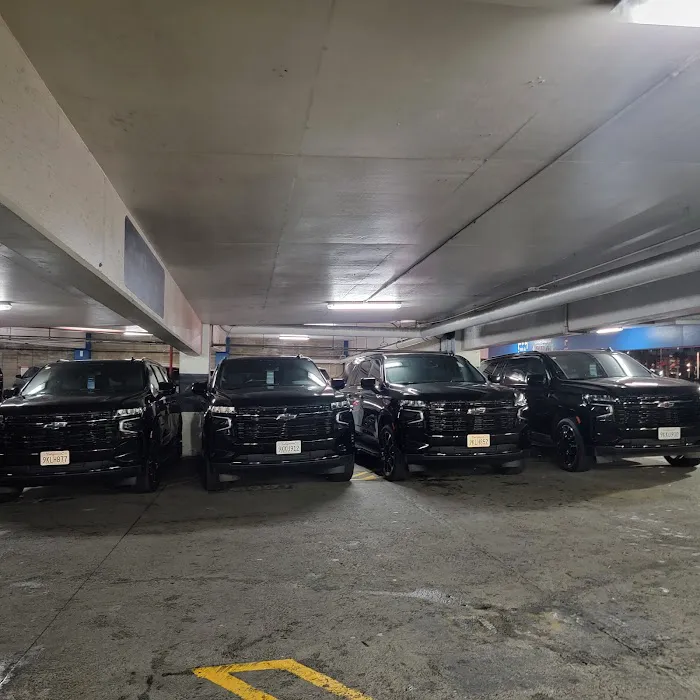 Midway Car Rental and Sales El Segundo Picture 4