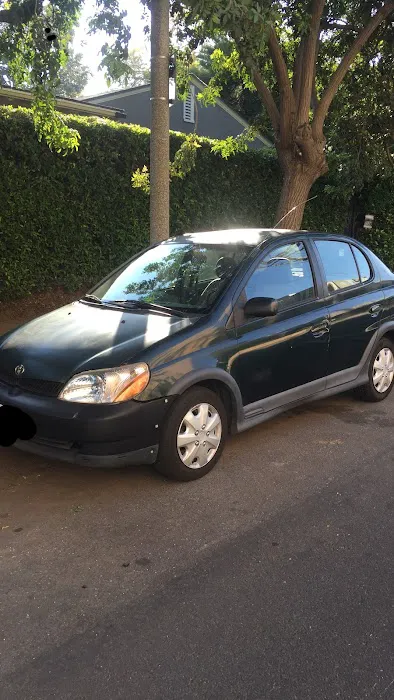 Rent-A-Wreck Picture 2