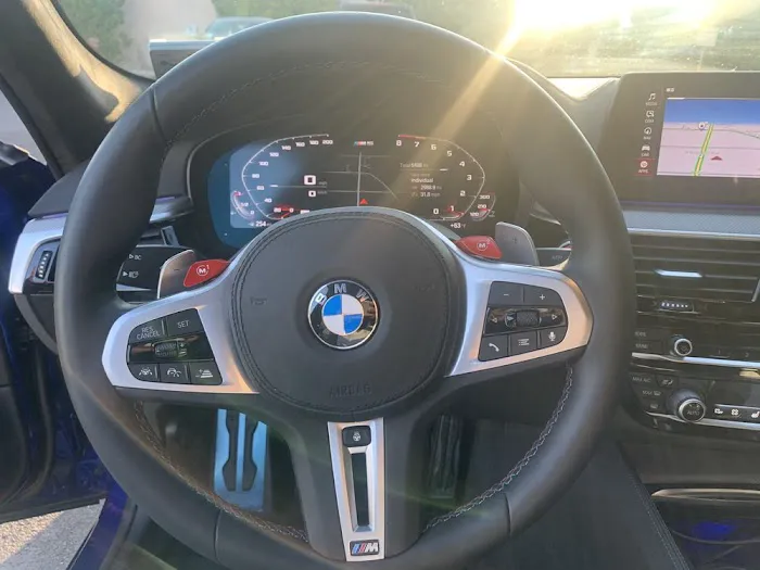 Black & Blue Luxury Sport Rentals Inc Picture 3