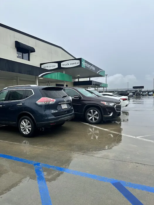 Enterprise Rent-A-Car Picture 3