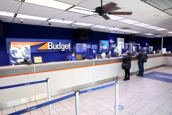 Budget Car Rental Picture 3