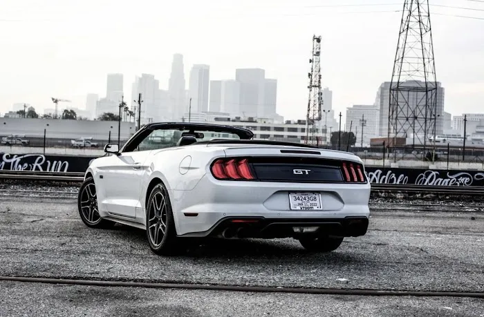 Andeo Rental Car Picture 4