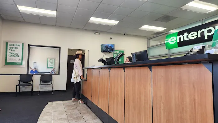 Enterprise Rent-A-Car Picture 4