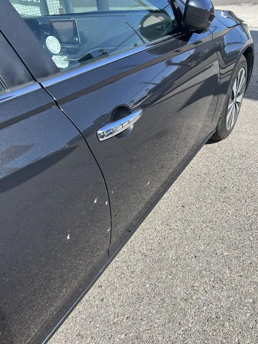 Avis Car Rental Picture 10