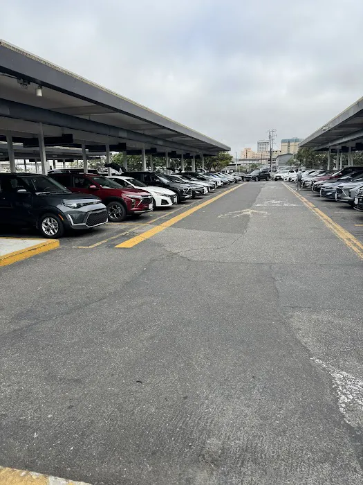 Hertz Car Rental Picture 10