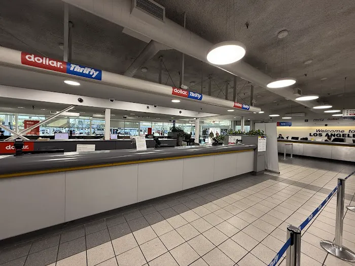 Hertz Car Rental Picture 6